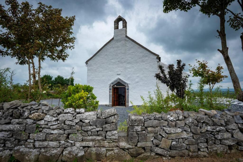 The Burren Art Gallery Built In 1798 Villa Tubber Kültér fotó
